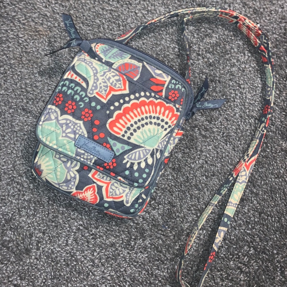 Vera Bradley cross shoulder purse